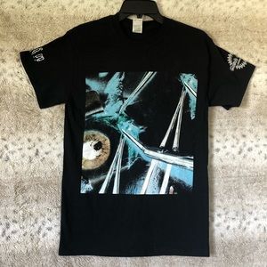 Vein band tee